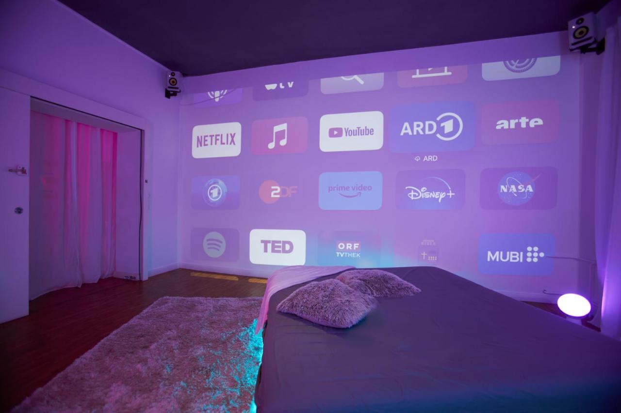 Lejlighed Huge With Cinema And Kitchen In Friedrichshain *